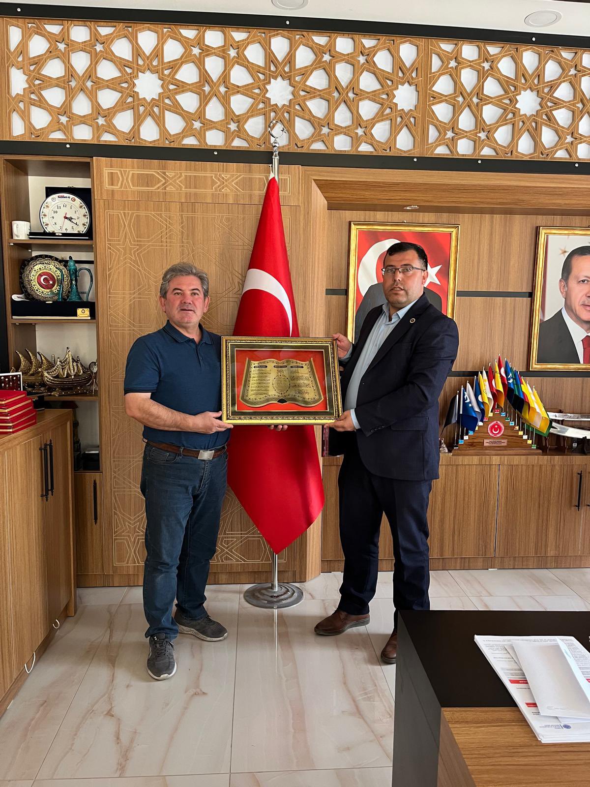 Yaylabağı Belediye Başkanı Niyazi Akgedik'e Ziyaretler  Devam Ediyor
