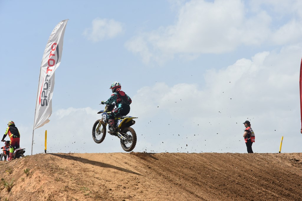 "DÜNYANIN EN GÜZEL MOTOKROS PARKURU OLAN AFYONKARAHİSAR'DA AÇTIK"