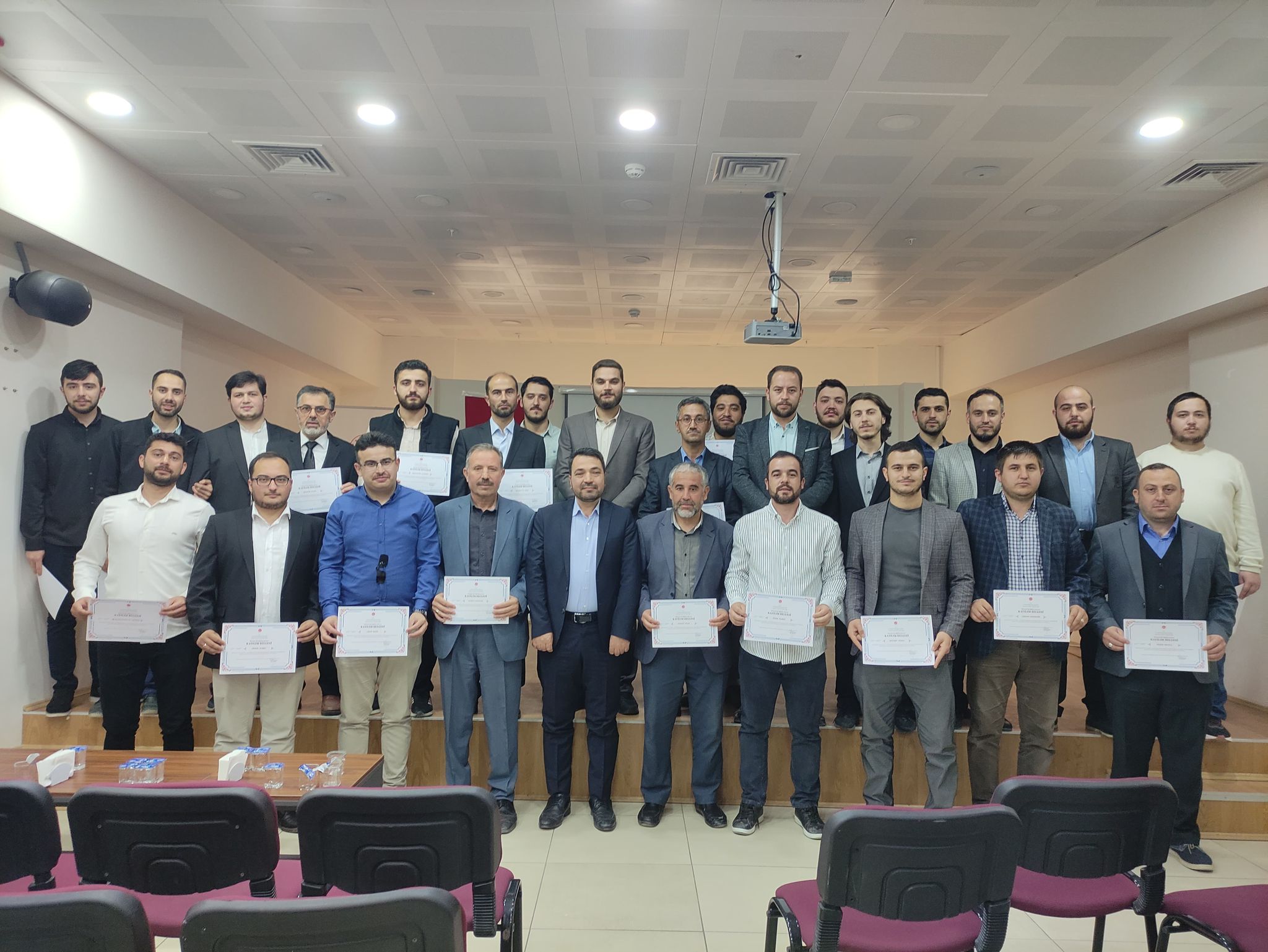 ETKİLİ HUTBE SUNUMU HİZMET İÇİ EĞİTİM SEMİNERLERİ TAMAMLANDI