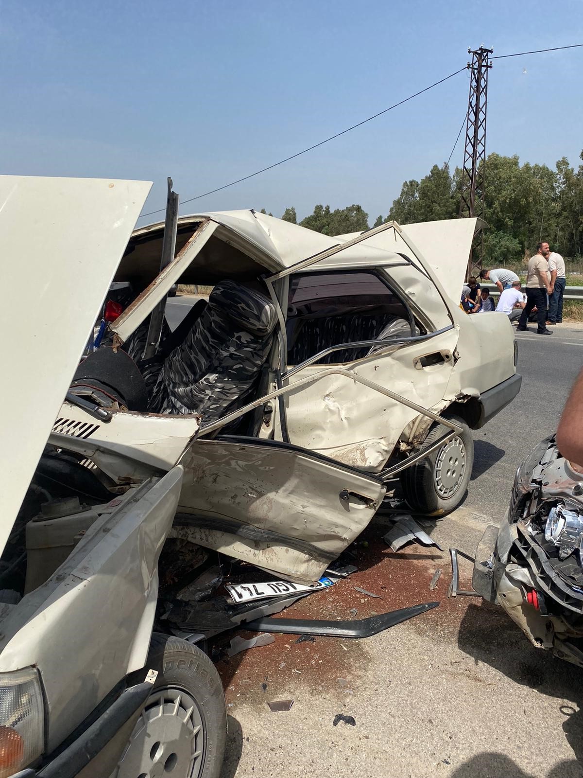İki Otomobil Çarpıştı: 2’si Ağır 7 Kişi Yaralandı
