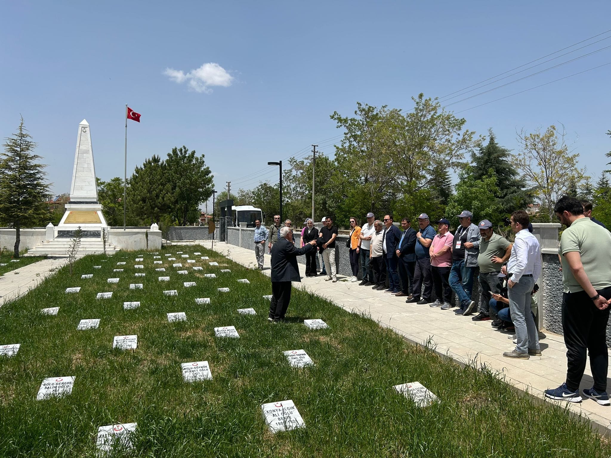 Akademisyenler ve İş İnsanları Bolvadin'de Misafir Edildi