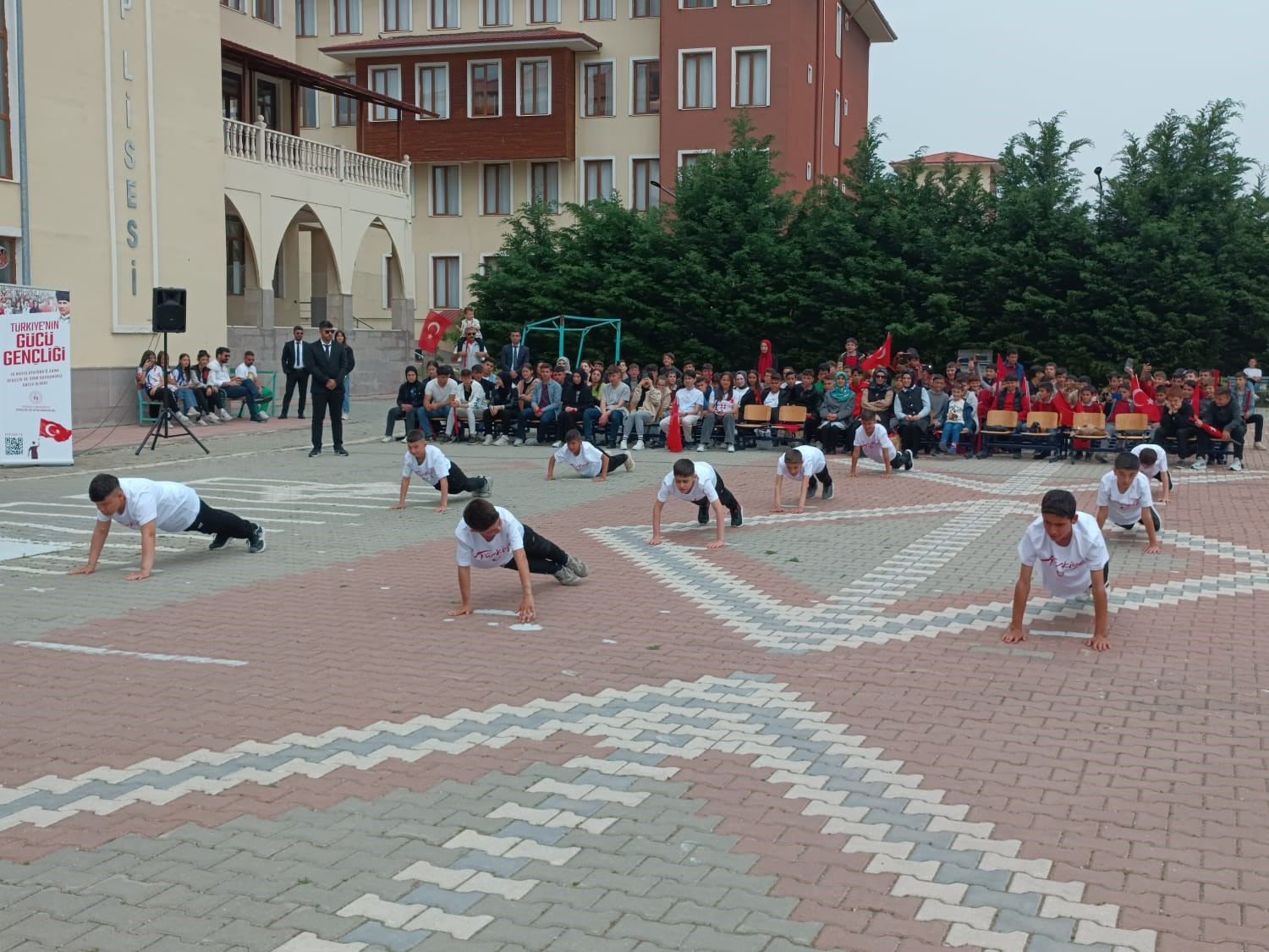 Şuhut’ta 19 Mayıs Coşkuyla Kutlandı