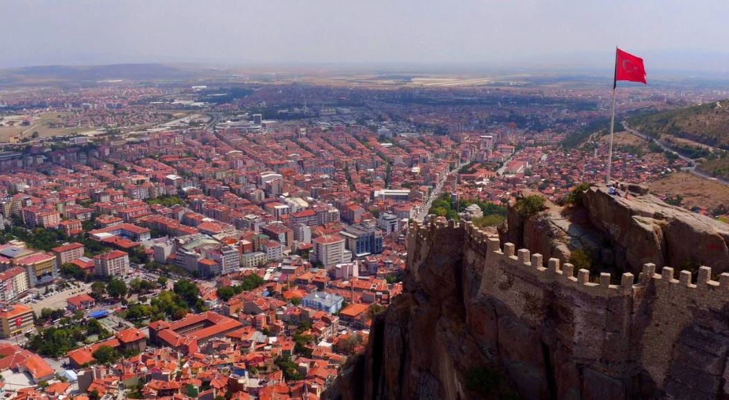 AFYON LİSTEDE KENDİNE BAKIN KAÇINCI SIRADAN YER BULDU?