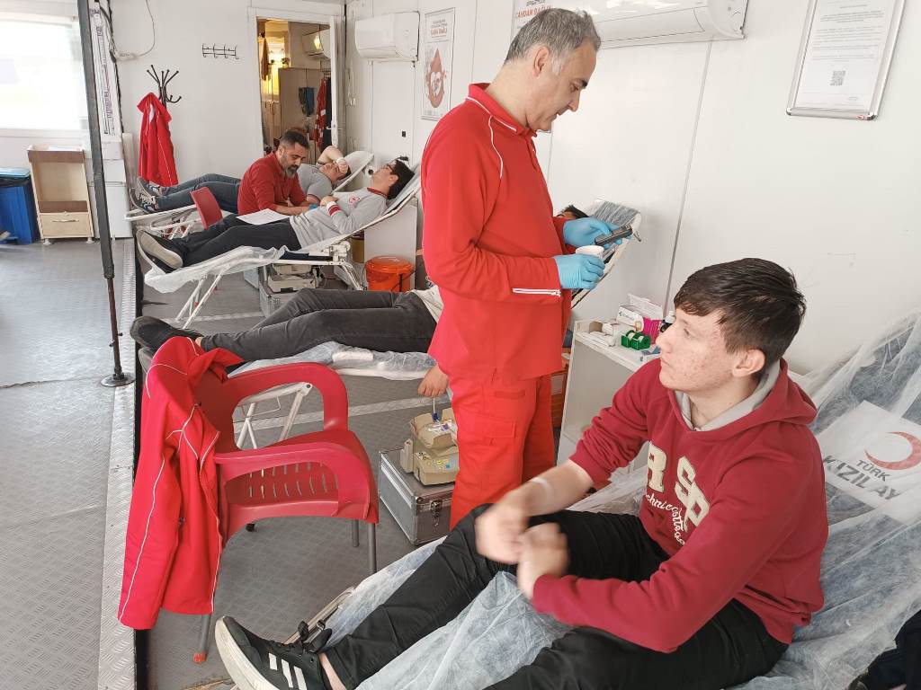 RSP'DEN, KIZILAY'A TAM DESTEK