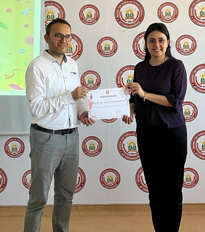 AFSÜ Akademisyenleri İlkokul Öğrencilerine Hijyen Kurallarını Anlattı