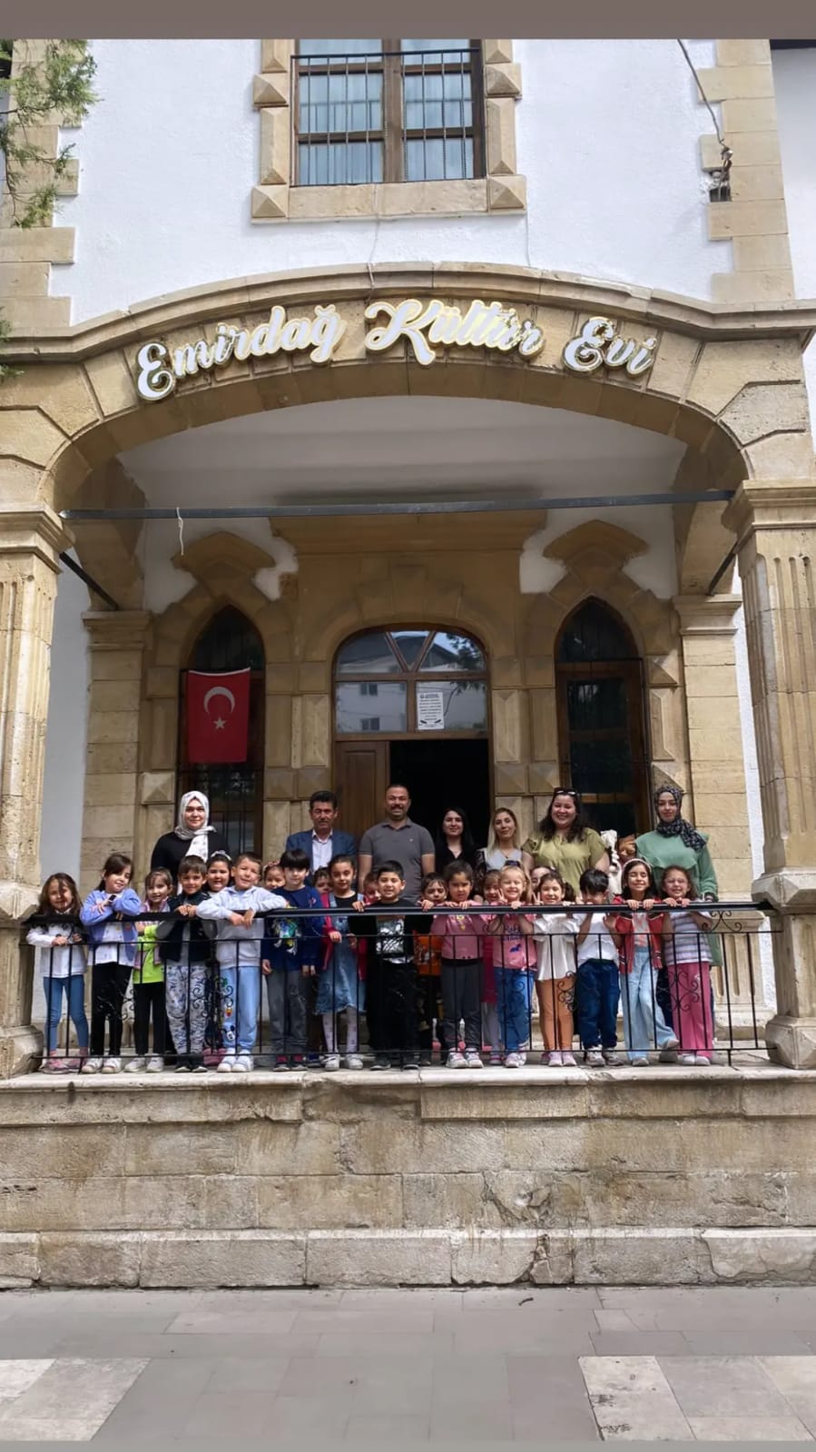 EMİRDAĞ KÜLTÜR EVİ MİNİK MİSAFİRLERİNİ AĞIRLADI