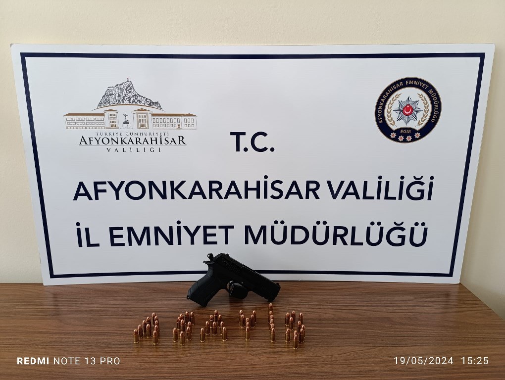 CEZAEVİNDEN ÇIKAN ŞAHIS EŞİNİN ŞİKÂYETİ İLE TEKRAR HAPSE GİRDİ