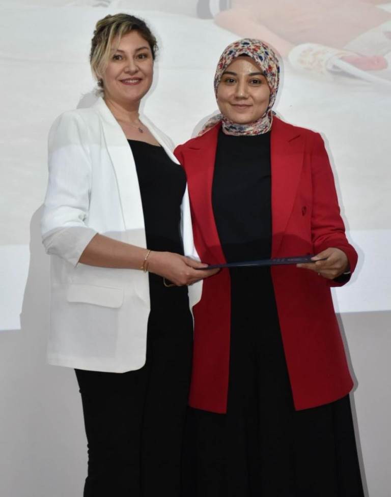 SAĞLIK SİSTEMİNDE HEMŞİRELERİN ASLİ ROLÜ VURGULANDI