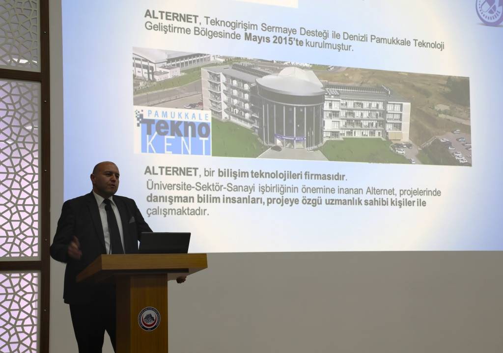 AFSÜ Eczacılık Fakültesi’nde Seminer Eczacılıkta Yenilikçilik İçin Diğer Fırsatlar Konuşuldu