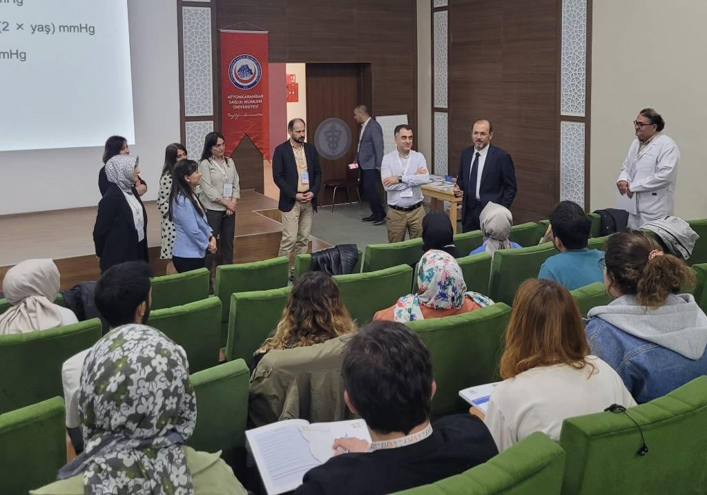 ÇİYAD AFSÜ Tıp Fakültesi Asistan Ve Hekimlerine Eğitim Verdi