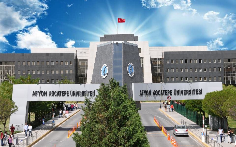 KOCATEPE ÜNİVERSİTESİNDEN  KURBAN BAYRAMI ÖNCESİ DİKKAT ÇEKEN İHALE