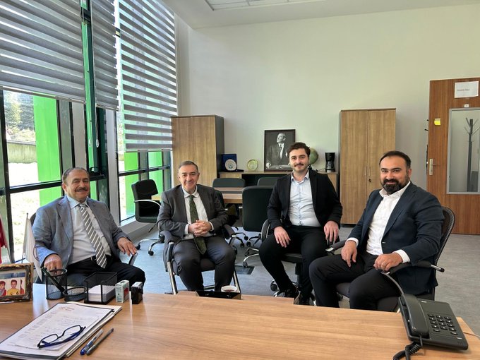 YAZILIM KONGRESİ HAKKINDA FİKİR ALIŞVERİŞİNDE BULUNDULAR