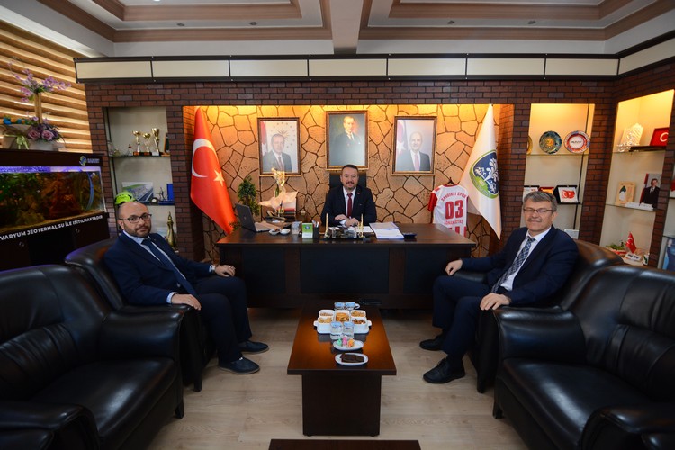 İl Özel İdaresi Genel Sekreteri’nden Başkan Öztaş’a Hayırlı Olsun Ziyareti
