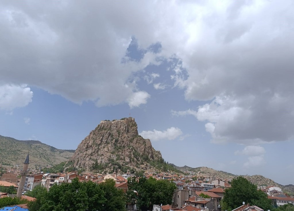METEOROLOJİDEN AFYONKARAHİSAR İÇİN YAĞIŞ UYARISI