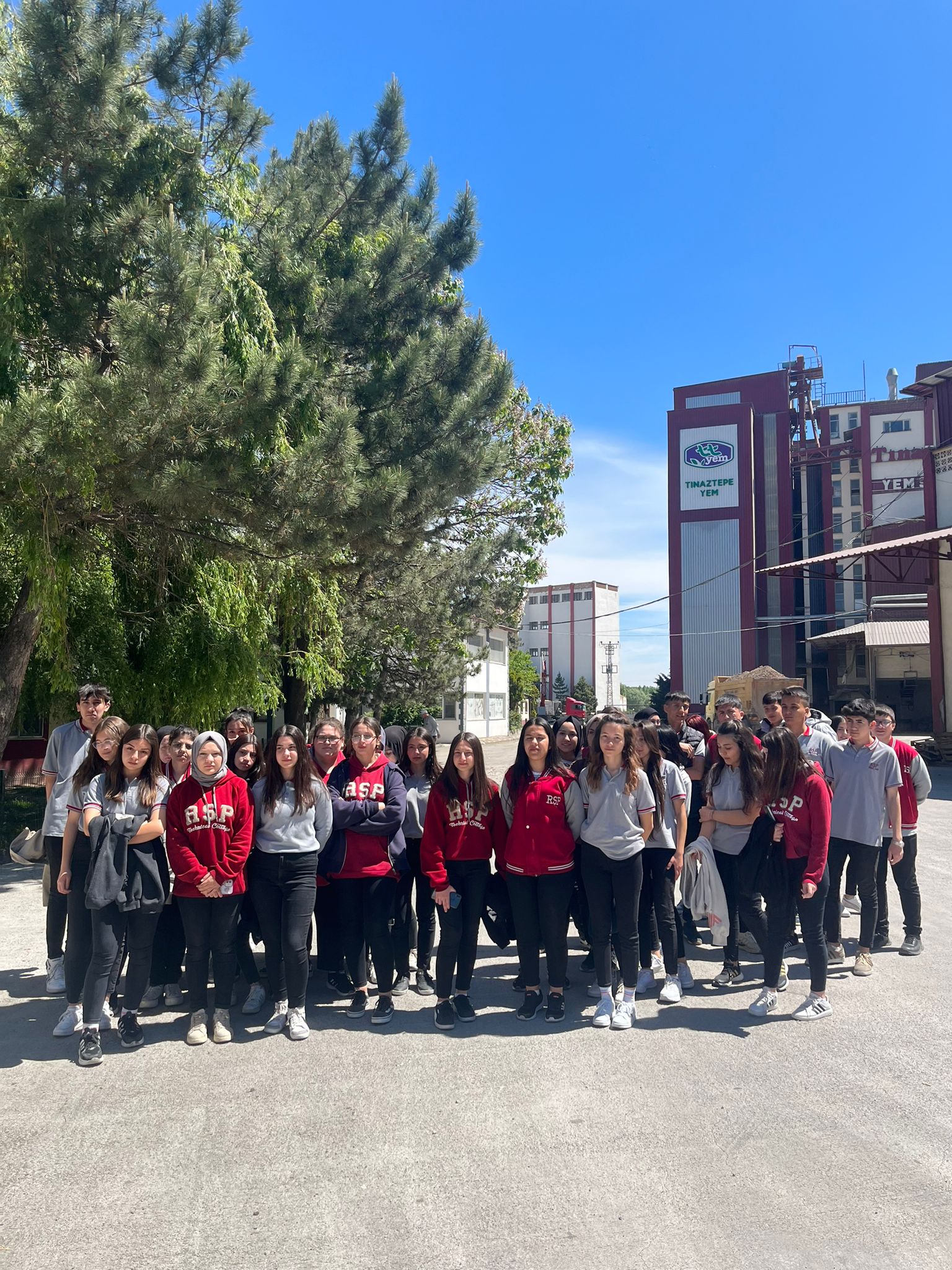 RSP öğrencileri Tınaztepe Un Fabrikasını ziyaret etti