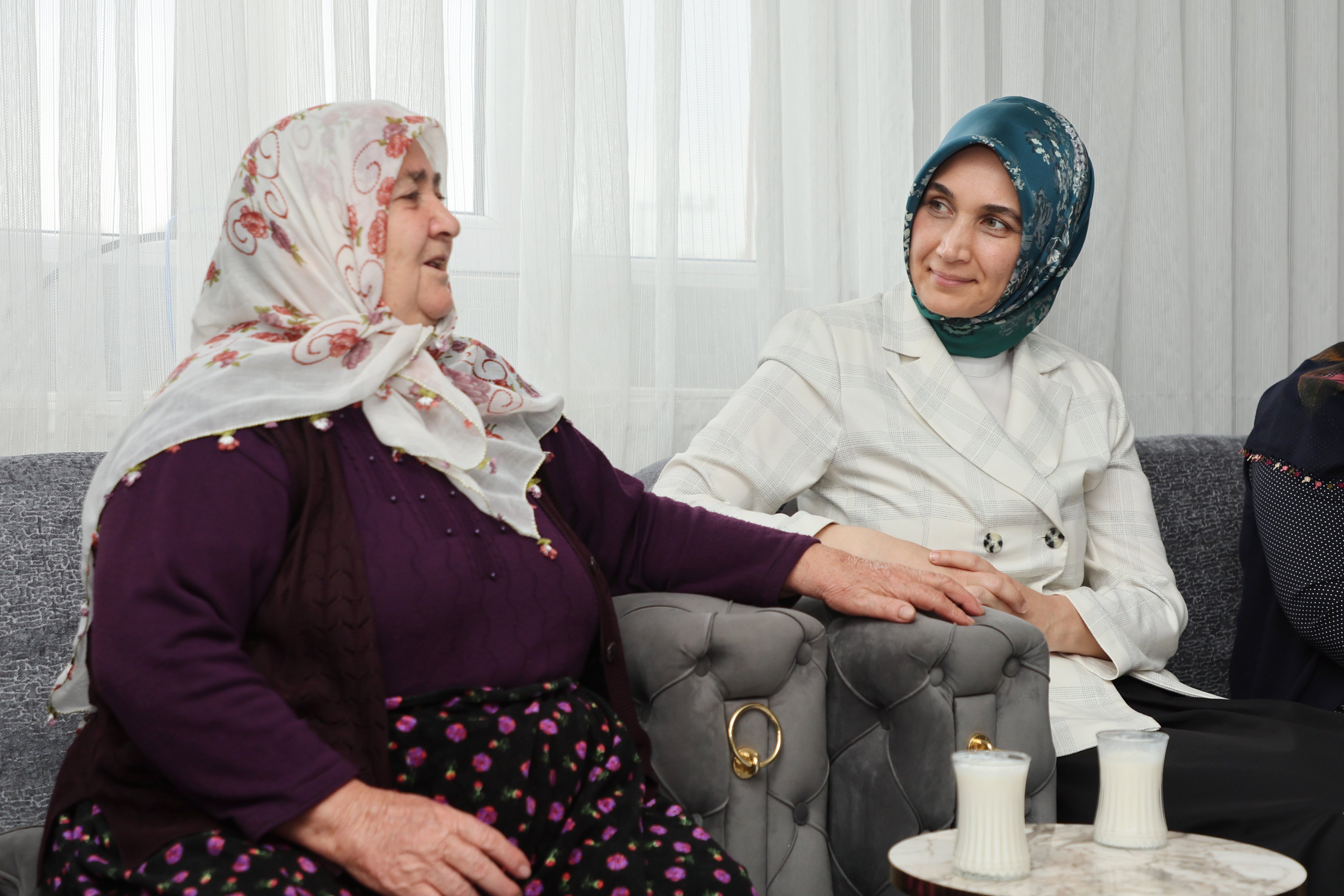 Vali Yiğitbaşı, Sülümenli'deki Eroğlu Ailesinin Misafiri Oldu