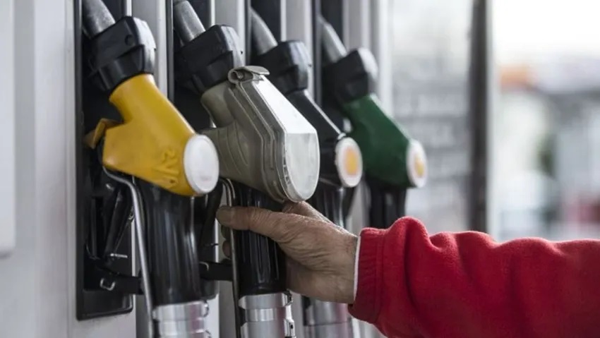 Benzine indirim geliyor: Akaryakıtta fiyat değişecek 