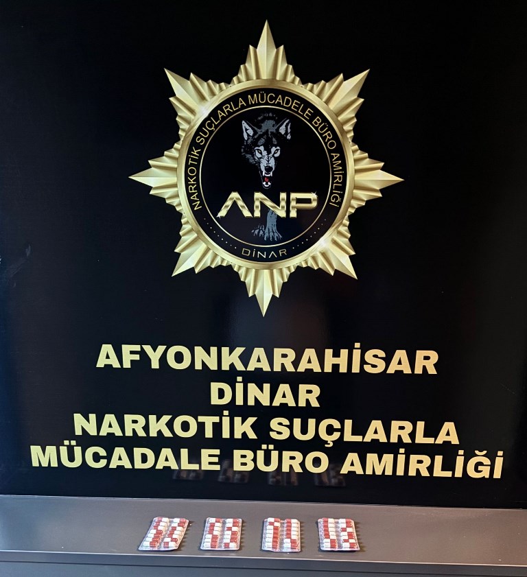 AFYON'DA YOLCU OTOBÜSÜNDE UYUŞTURUCU ALARMI!