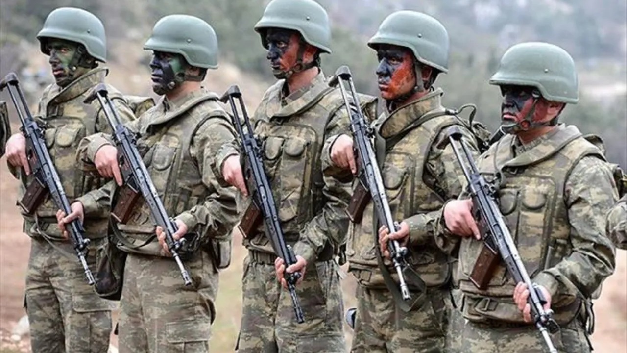 Sözleşmeli er ve erbaşları için yeni kurallar getirildi: Sözleşme hangi durumlarda feshedilecek?