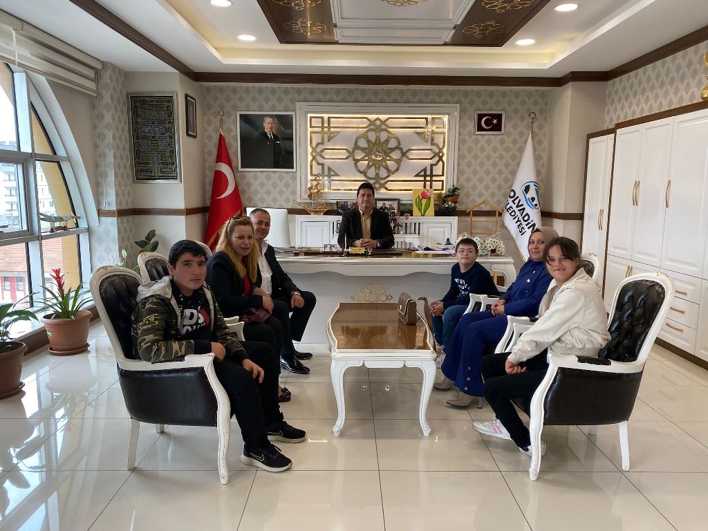 BAŞKAN AYNACI'YA ÖZEL BİR ZİYARET