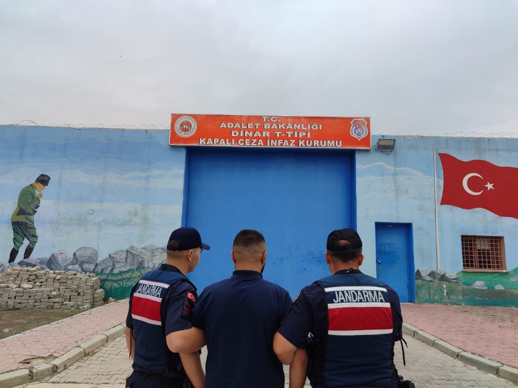 KASTEN YARALAMA SUÇUNDAN ARANIYORDU!