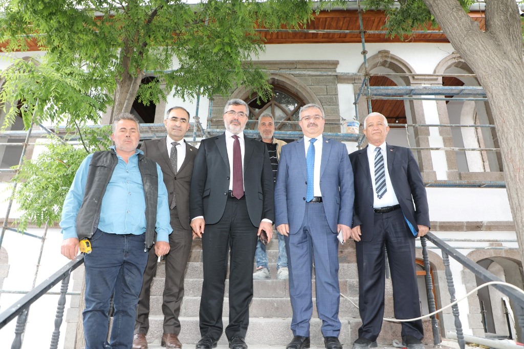 "HİZMETLERİMİZİ EN ETKİN ŞEKİLDE SÜRDÜRECEĞİZ"