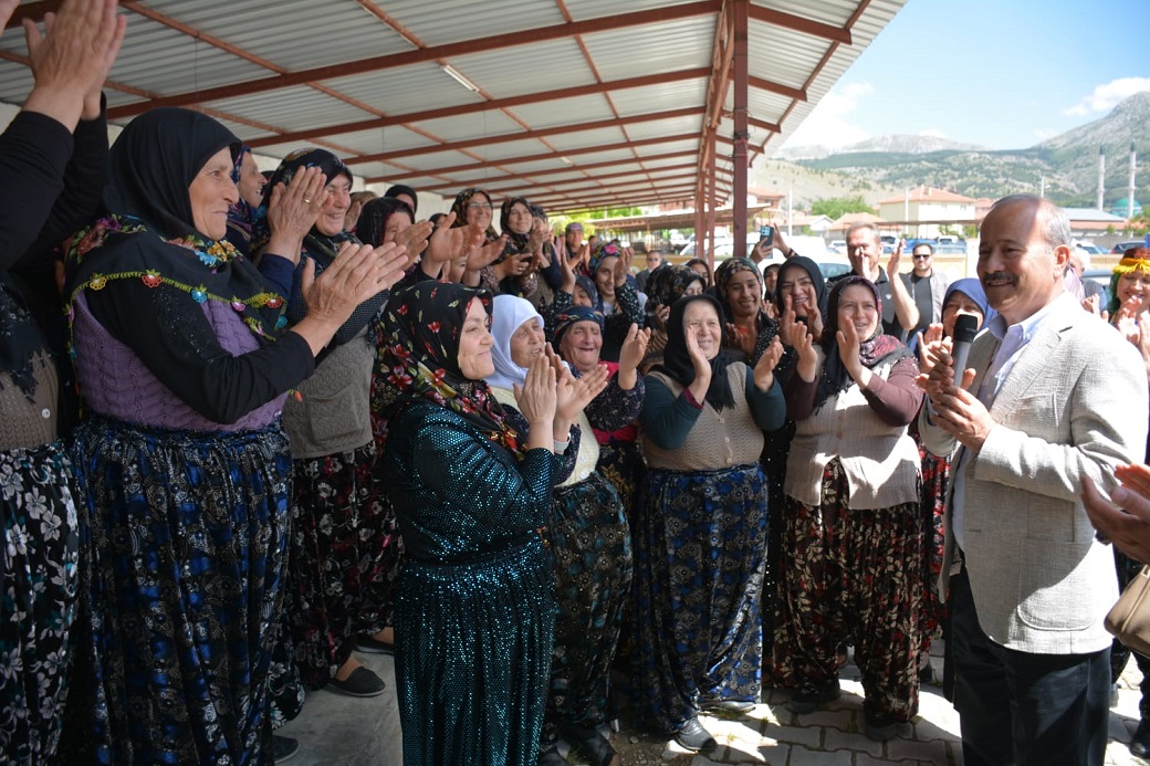 TATARLI HALKI TAYTAK’I BAĞRINA BASTI