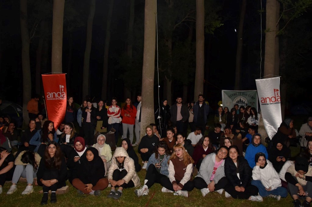 ANDA AFYONKARAHİSAR'DA İLKLERE DOYMUYOR