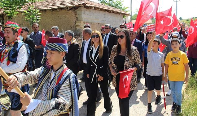 Avdan Köyünde Geleneksel 14. Avdan Yörük Bahar Şenliği Coşkuyla Kutlandı