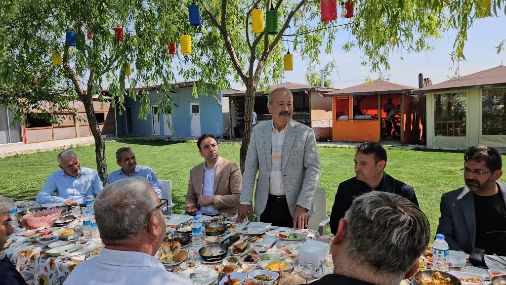 MHP AFYONKARAHİSAR TEŞKİLATI KAHVALTI PROGRAMINDA BULUŞTU