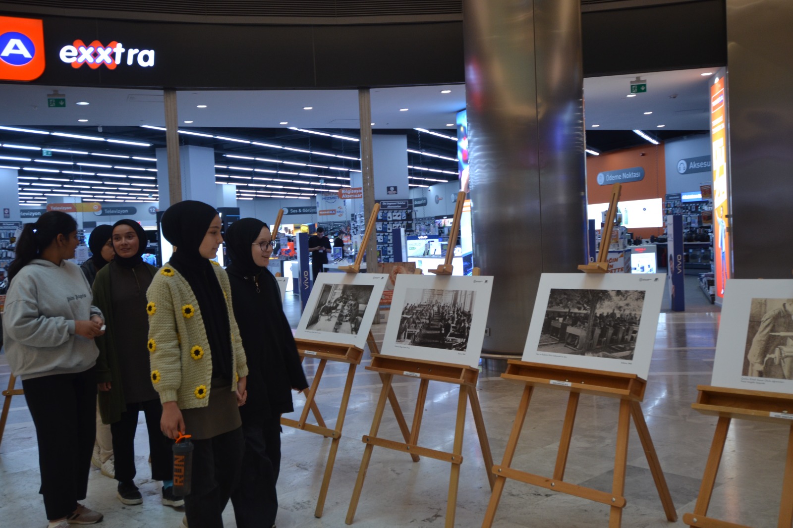 ‘Geçmişten Günümüze Meslekî Eğitim’   Fotoğraf Sergisinin Açılışı Gerçekleştirildi