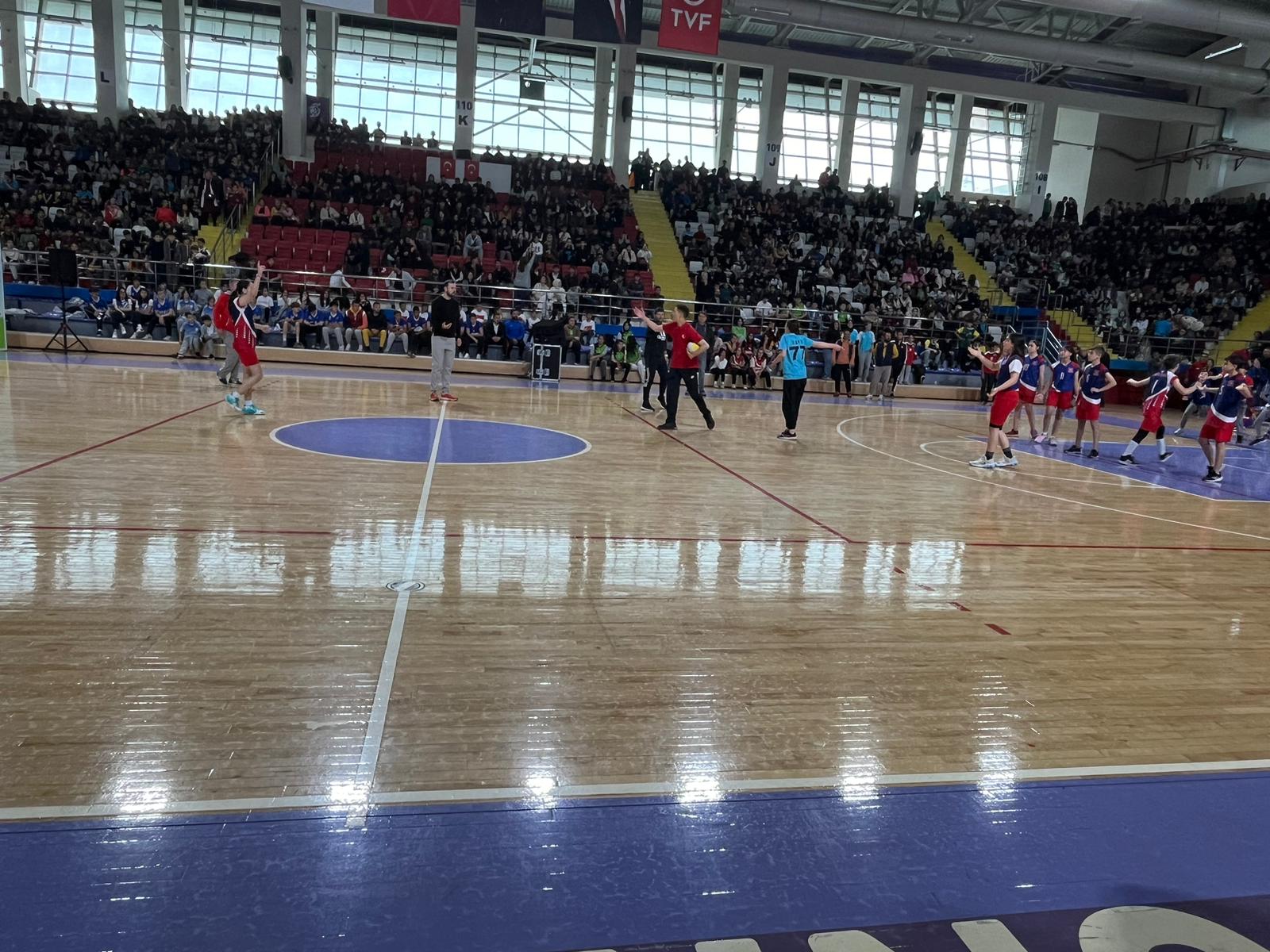 Afyon'da Dünya Oyun Oynama Günü Çocuk Şenliği'nde Final Heyecanı Başladı