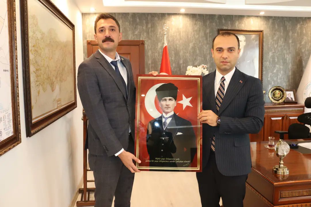 Çiçeği Burnunda Kaymakama Hayırlı Olsun Ziyaretleri Sürüyor