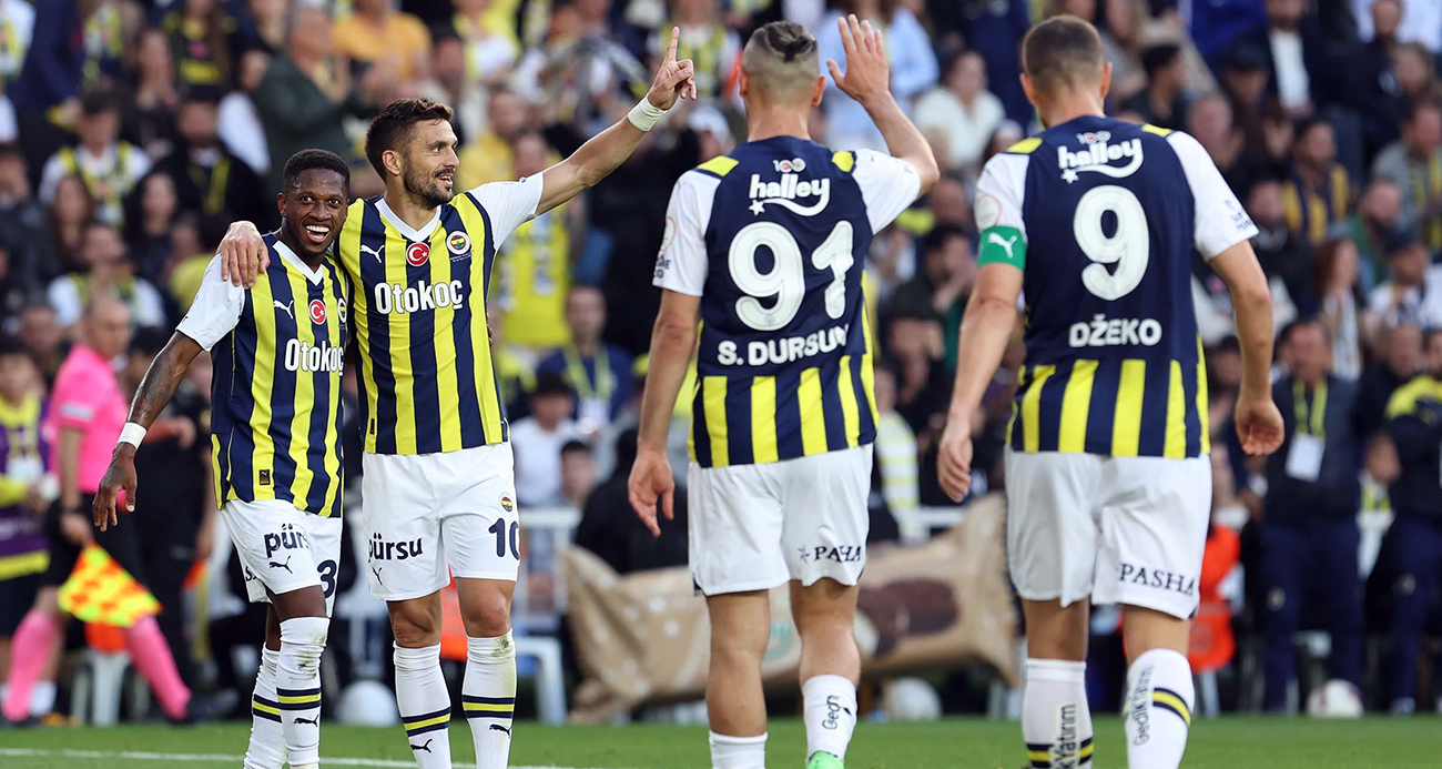 Ligde Galatasaray, Borsada Fenerbahçe Şampiyon