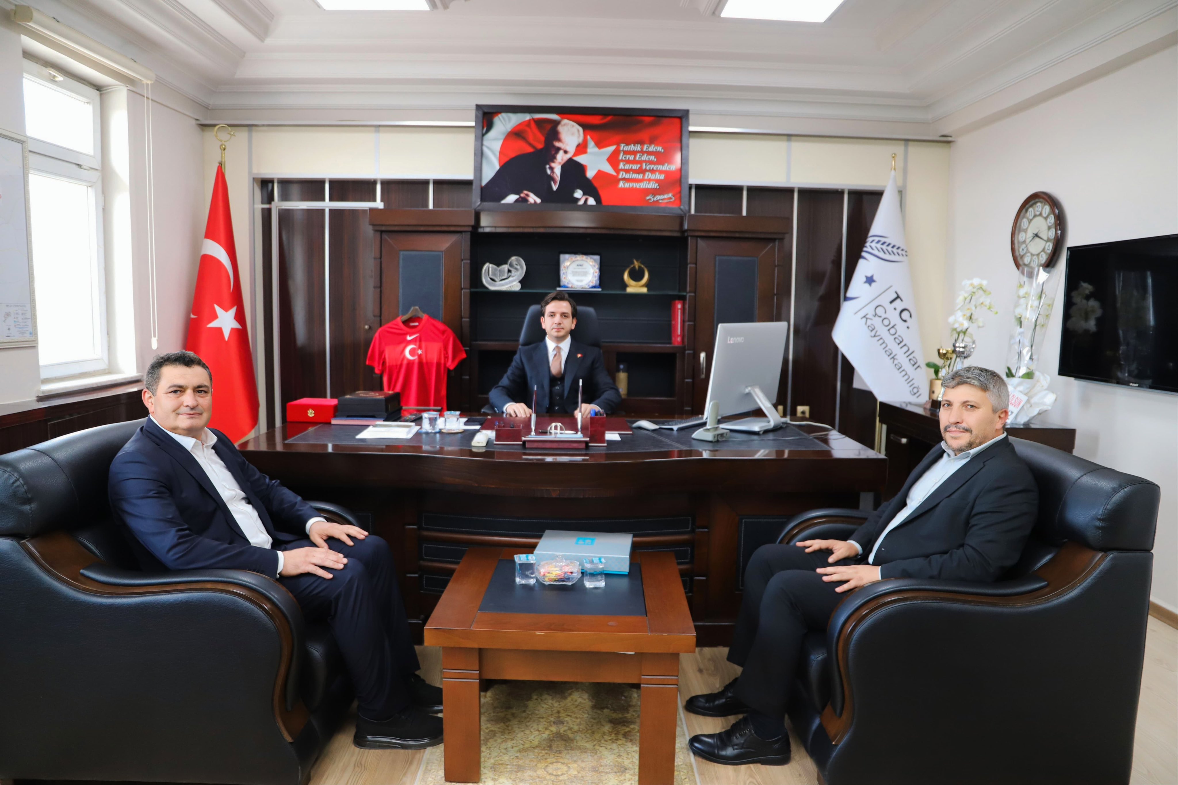 Çobanların Yeni Kaymakamına Başkan Altuntaş ve AK Partililerden Ziyaret