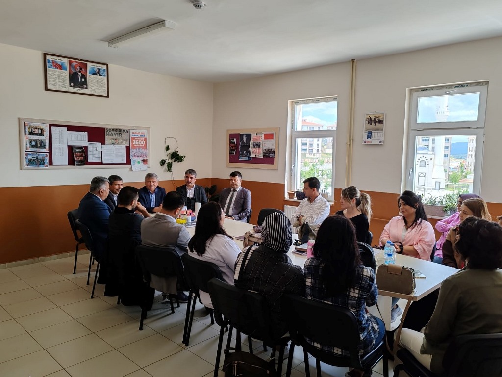 MOBİL GÖÇ NOKTASI UYGULAMASI İLE 54 YABANCI SORGULANDI