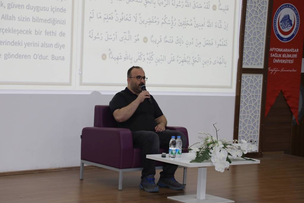 Gazze’deki Soykırıma Tanıklık Eden Doktor AFSÜ’de Gözlemlerini Anlattı