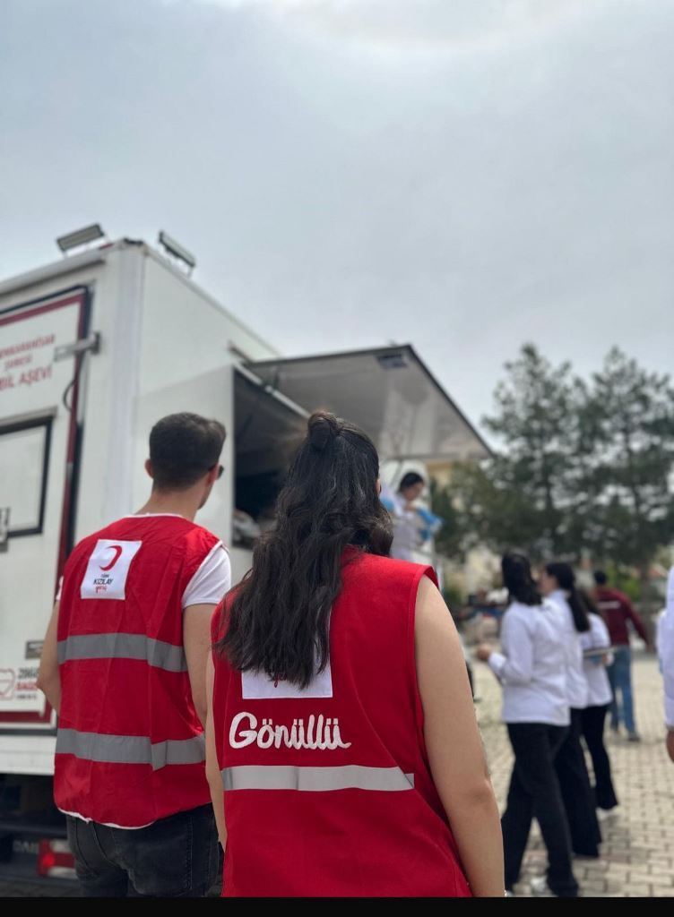 AKÜ GENÇ KIZILAY'DAN ANLAMLI PROJE