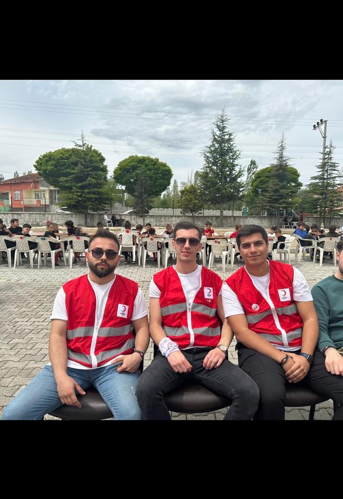 AKÜ GENÇ KIZILAY'DAN ANLAMLI PROJE