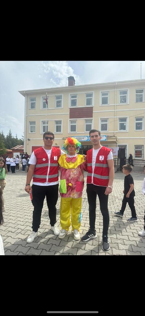 AKÜ GENÇ KIZILAY'DAN ANLAMLI PROJE
