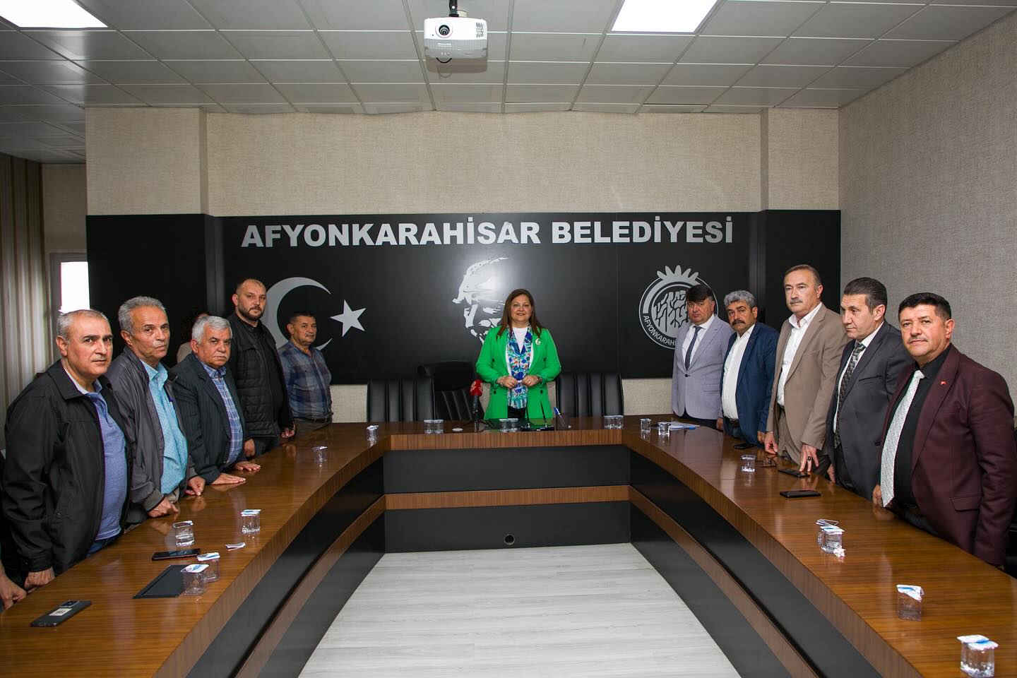 Topuklu Efe'nin Gündemi Şehrin Ulaşım ve Trafiği Oldu