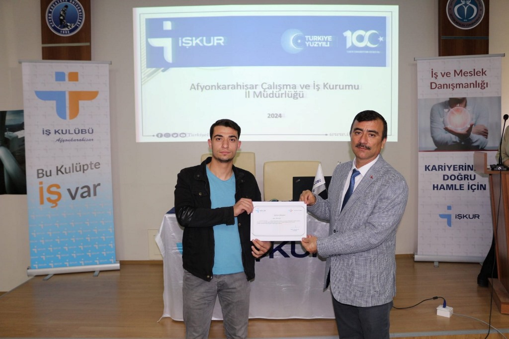 İŞKUR'DAN ÖĞRENCİLERE İŞ ARAMA BECERİLERİ EĞİTİMİ