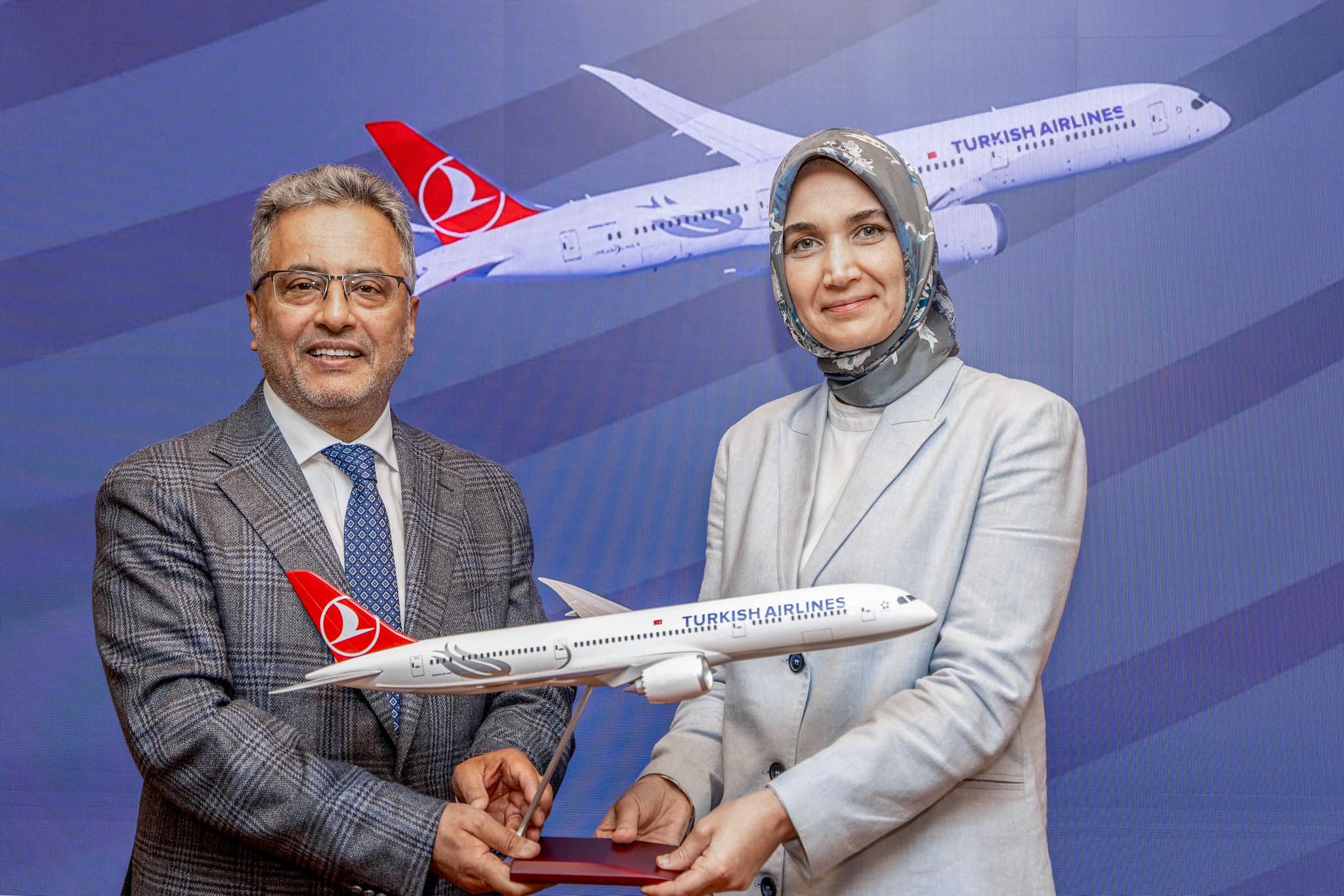 Vali Yiğitbaşı’dan THY Yönetim Kurulu Başkanı Bolat’a Ziyaret