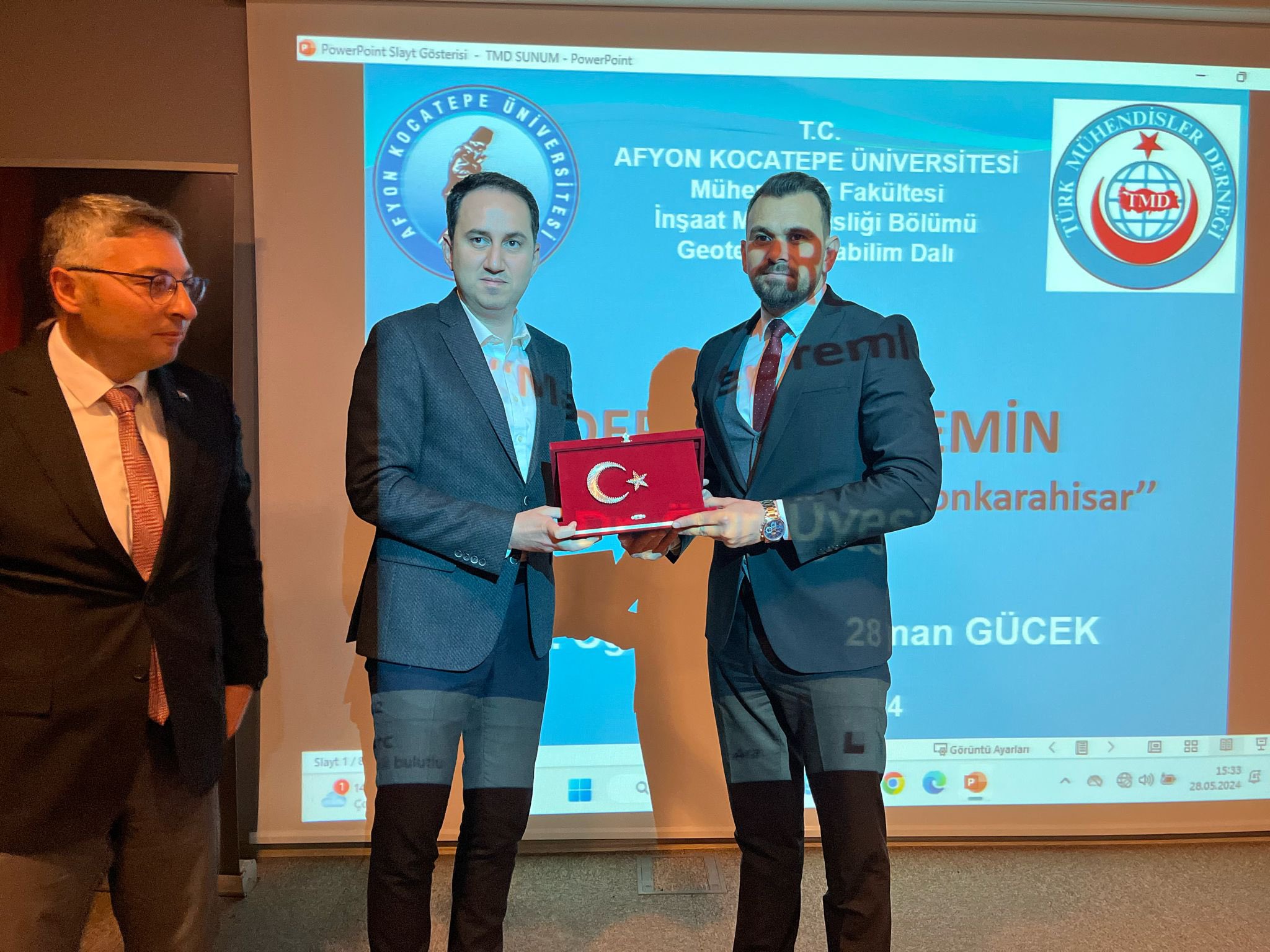Vali Yardımcısı Bolat 'Deprem ve Zemin' Konferansına Katıldı