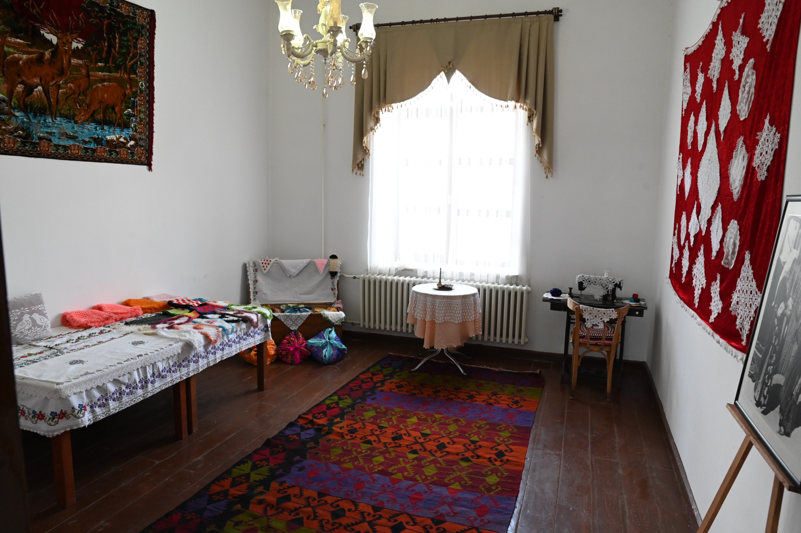 TÜRKÜLER DİYARI EMİRDAĞ'IN KÜLTÜREL TARİHİNE YAKIŞIR BİR ESER