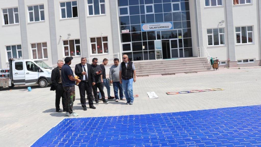 "HER OKUL BAHÇEMİZ ÇOCUKLARIMIZLA ÇİÇEK BAHÇESİ OLACAK"