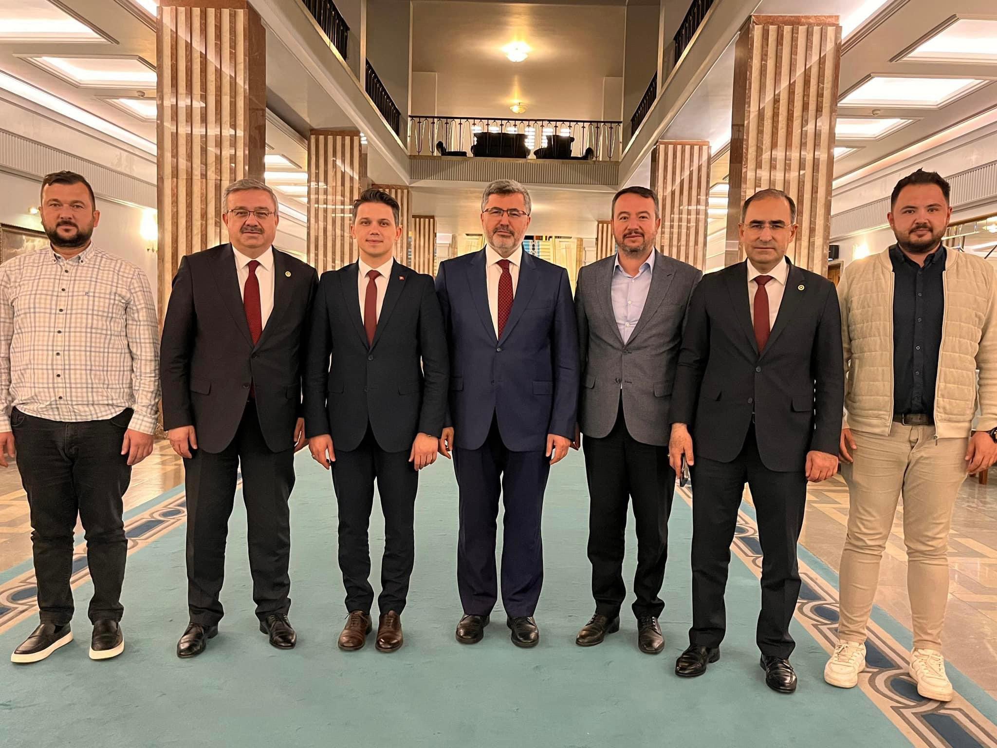 AK Parti Milletvekilleri; İlçe Belediye Başkanlarını Gazi Meclisinde Ağırladı