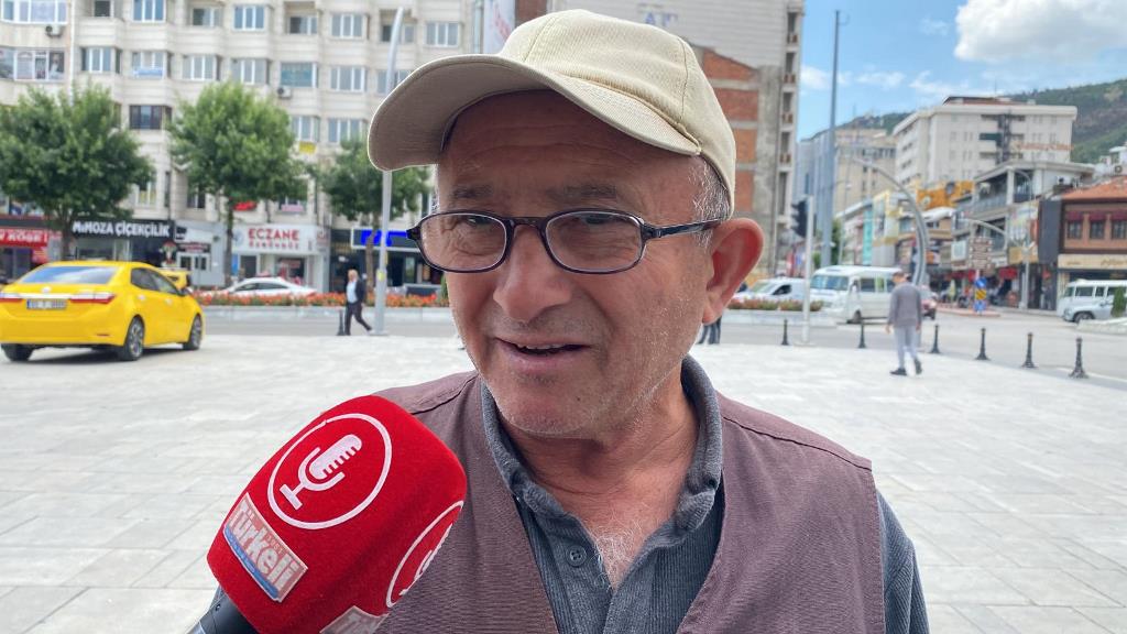 "KURBANLIK ALMAK İÇİN 100 BİN LİRAYI GÖZDEN ÇIKARMAK GEREKİYOR"