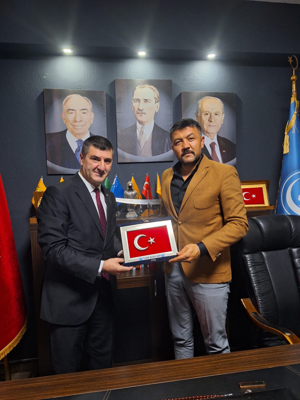 Çiçeği Burnunda Başkana Ziyaret