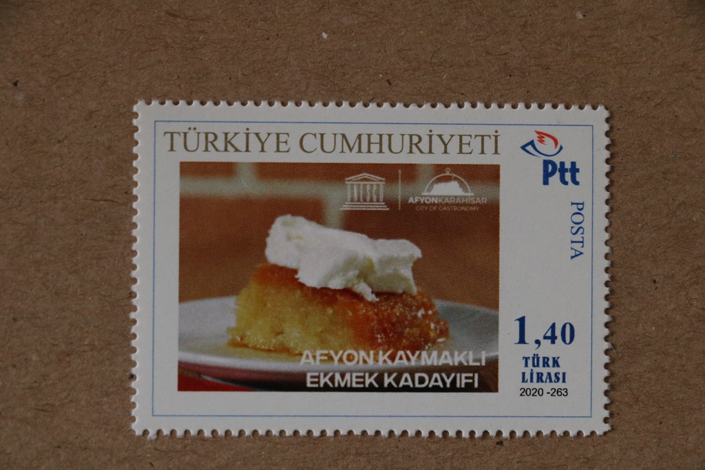 AFYONKARAHİSAR VALİLİĞİ TARİHE PULLARLA NOT DÜŞMÜŞTÜ
